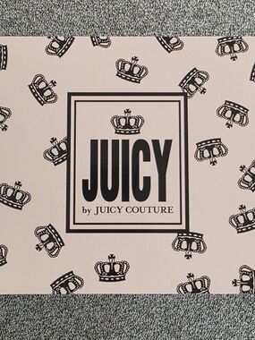 Juicy Couture Slim Camera Bag & Coin Purse Set - Plum Berry (Incomplete - No Cro